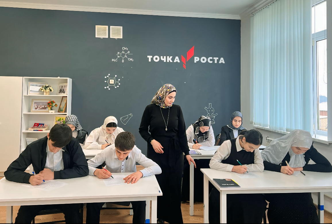 В соответствии с планом мероприятий по профилактике суицида среди детей и подростков в МКОУ «Кемсиюртовская» и планом работы педагога-психолога была проведена работа по первичному выявлению факторов риска суицидального поведения обучающихся..